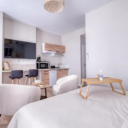 Short Time Suites Toulon Centre 4 Check-In Auto Exterior photo
